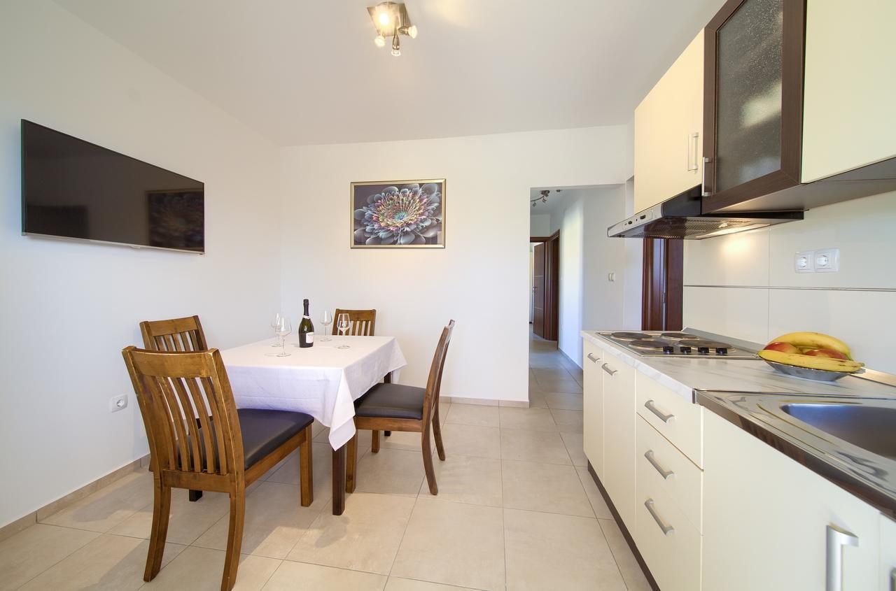 Rimbaldo Apartments كرك المظهر الخارجي الصورة